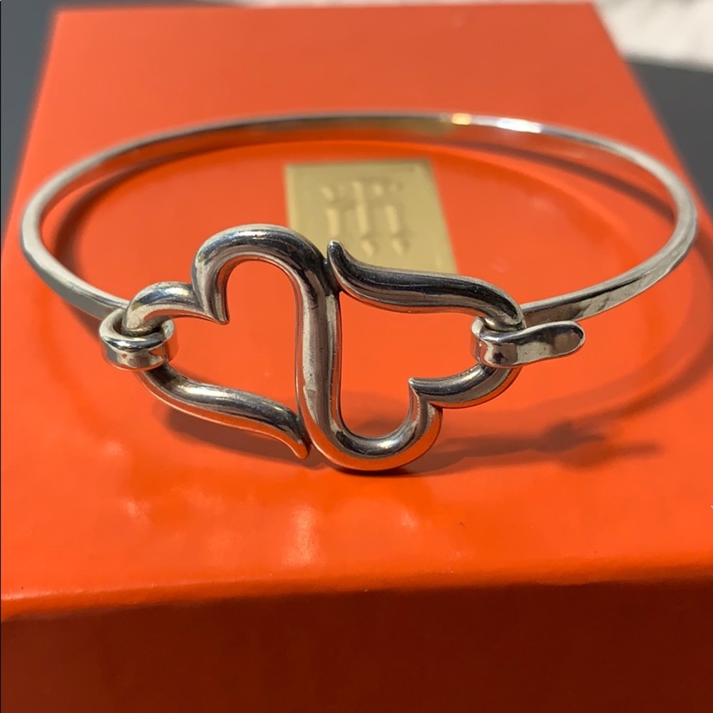 James Avery bracelet heart to heart bangle hook - Picture 5 of 7